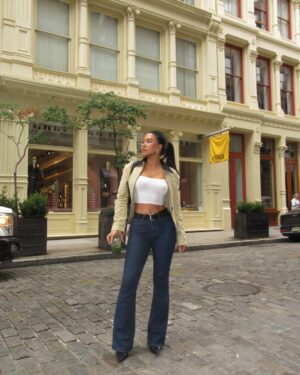 Julia Kelly Instagram - Real good jeans