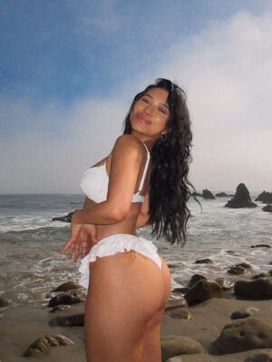 Julia Kelly Instagram - ☼