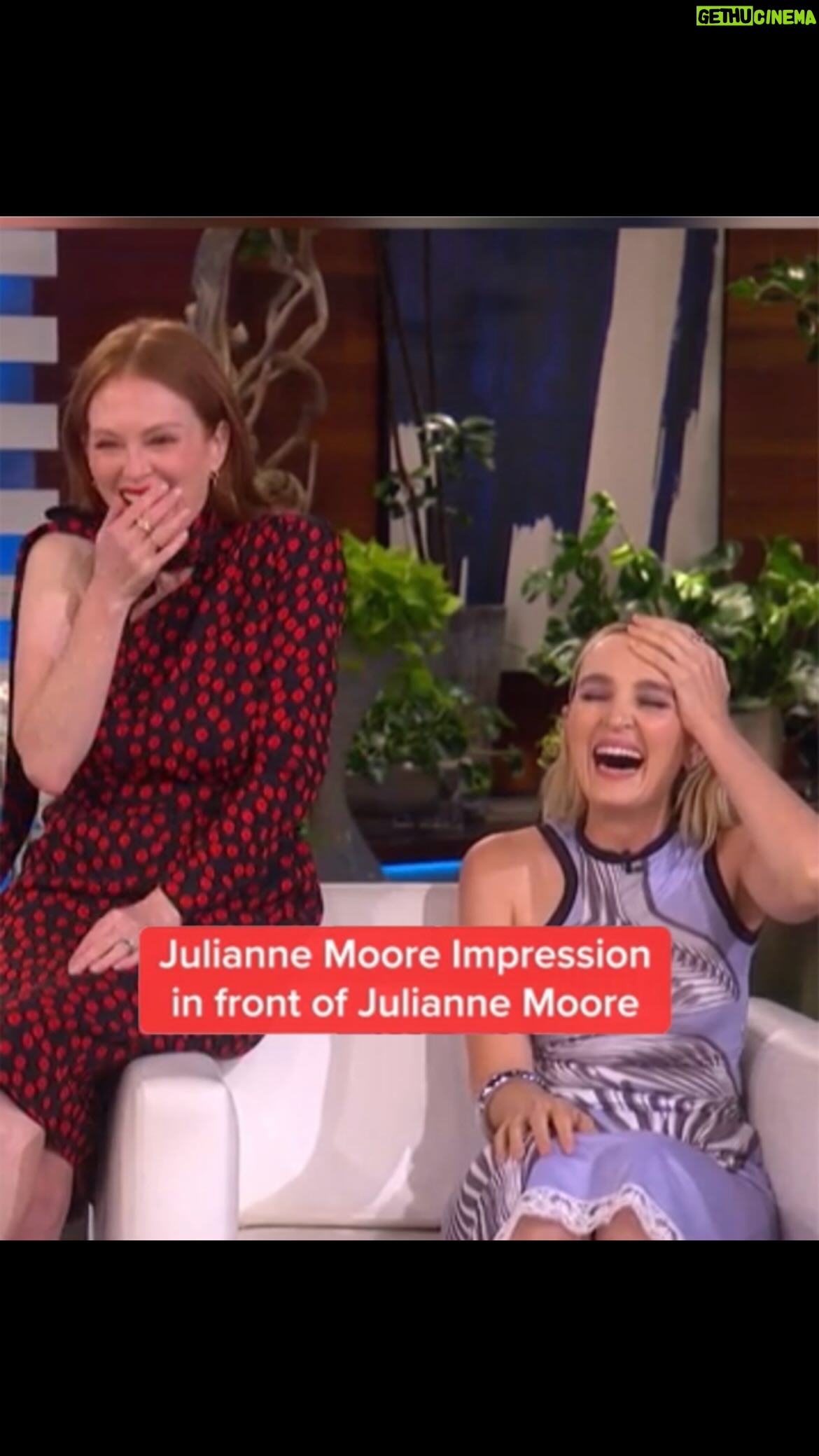 Julianne Moore - 43.3K Likes - Laughing (crying?) with the muse herself @JulianneMoore
