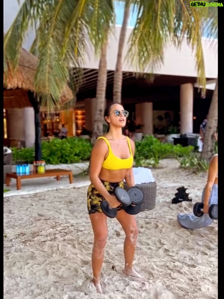Julieta Grajales - 6K Likes - Every step you take, what ever direction you choose, is a step towards your divinity. ✨✨✨✨

What an amazing experience! at @almareislamujeres