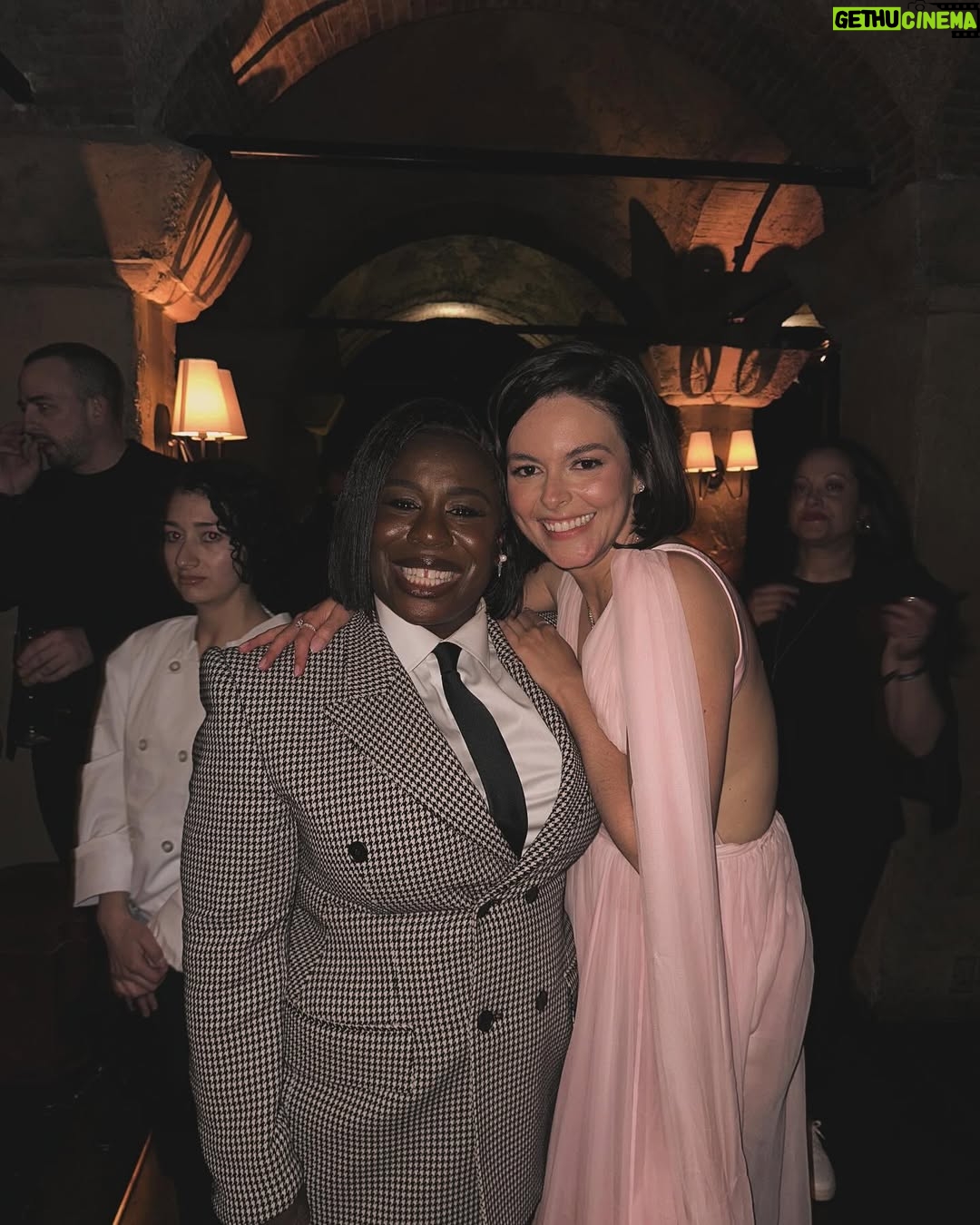 Julieth Restrepo - 14.1K Likes - THE RESIDENCE. No words can describe what I felt last night. I’m officially part of the @shondaland family and I can’t believe it! GRACIAS!!!!!! 
The day is here and millions of people are watching our show around the world. Last night we celebrated the love, hard work and passion of hundreds that made this show possible. 
.
No hay palabras que puedan describir lo que sentí anoche. Hago oficialmente parte de la familia de @shondaland y no puedo creerlo!!! Hoy es el día en el que millones de personas en el mundo pueden ver la serie en @netflix !! Anoche celebramos el trabajo, el amor y la pasión que cientos de personas pusieron en este show para hacerlo posible. ✨✨✨✨
.
THANKS TO MY INCREDIBLE TEAM. I love you guys! 
Styling @alejandramunozg 
Hair & MU @mymakeupbible 
Dress @mrpairam 
Jewelry @kellybellodesign 
PR @monaloring @conscioushollywoodpr 
@netflix @netflixlat 

Photography by Charley Gallay / Netflix