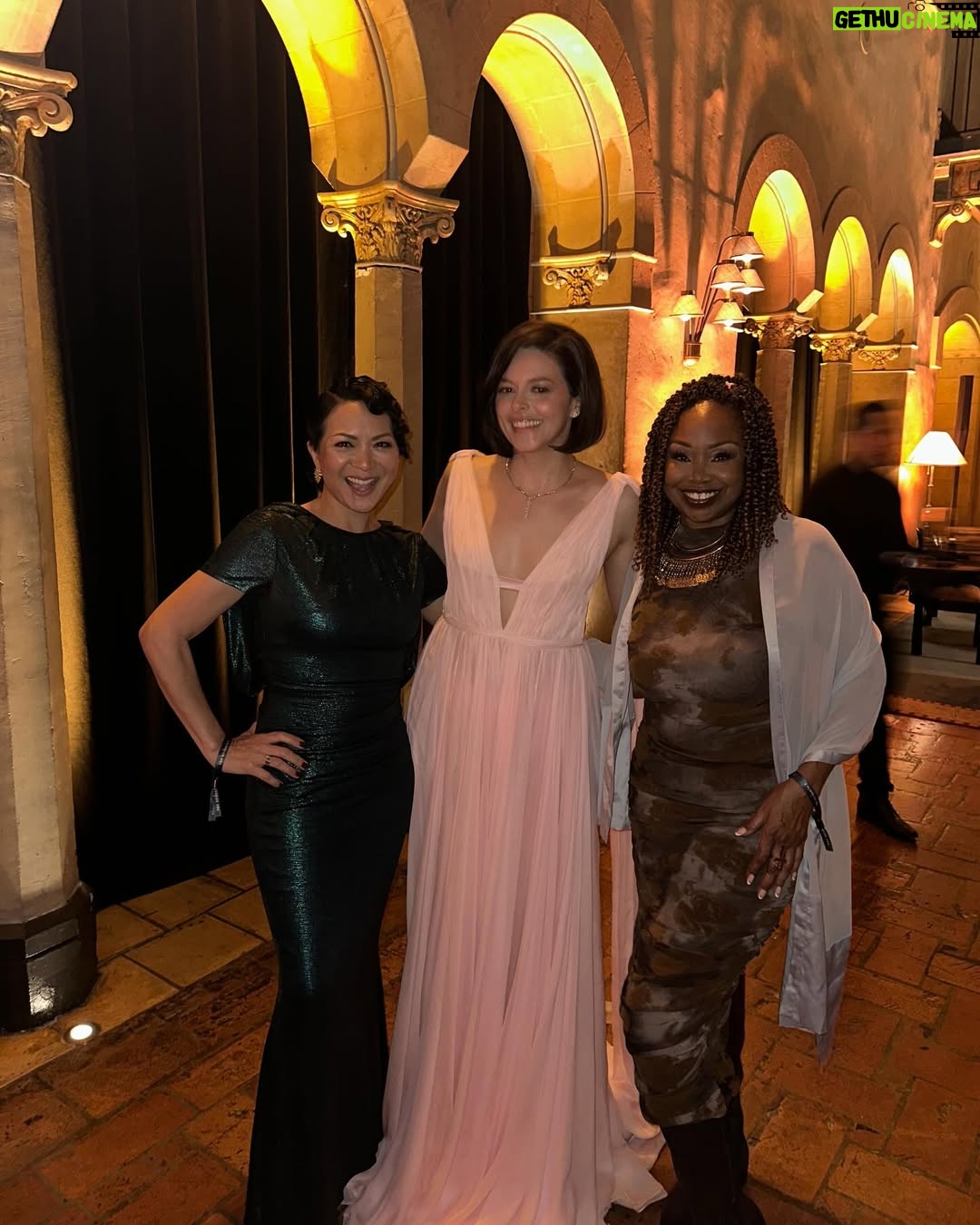 Julieth Restrepo - 14.1K Likes - THE RESIDENCE. No words can describe what I felt last night. I’m officially part of the @shondaland family and I can’t believe it! GRACIAS!!!!!! 
The day is here and millions of people are watching our show around the world. Last night we celebrated the love, hard work and passion of hundreds that made this show possible. 
.
No hay palabras que puedan describir lo que sentí anoche. Hago oficialmente parte de la familia de @shondaland y no puedo creerlo!!! Hoy es el día en el que millones de personas en el mundo pueden ver la serie en @netflix !! Anoche celebramos el trabajo, el amor y la pasión que cientos de personas pusieron en este show para hacerlo posible. ✨✨✨✨
.
THANKS TO MY INCREDIBLE TEAM. I love you guys! 
Styling @alejandramunozg 
Hair & MU @mymakeupbible 
Dress @mrpairam 
Jewelry @kellybellodesign 
PR @monaloring @conscioushollywoodpr 
@netflix @netflixlat 

Photography by Charley Gallay / Netflix