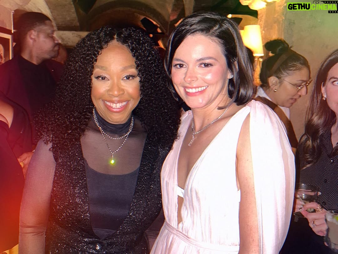 Julieth Restrepo - 14.1K Likes - THE RESIDENCE. No words can describe what I felt last night. I’m officially part of the @shondaland family and I can’t believe it! GRACIAS!!!!!! 
The day is here and millions of people are watching our show around the world. Last night we celebrated the love, hard work and passion of hundreds that made this show possible. 
.
No hay palabras que puedan describir lo que sentí anoche. Hago oficialmente parte de la familia de @shondaland y no puedo creerlo!!! Hoy es el día en el que millones de personas en el mundo pueden ver la serie en @netflix !! Anoche celebramos el trabajo, el amor y la pasión que cientos de personas pusieron en este show para hacerlo posible. ✨✨✨✨
.
THANKS TO MY INCREDIBLE TEAM. I love you guys! 
Styling @alejandramunozg 
Hair & MU @mymakeupbible 
Dress @mrpairam 
Jewelry @kellybellodesign 
PR @monaloring @conscioushollywoodpr 
@netflix @netflixlat 

Photography by Charley Gallay / Netflix