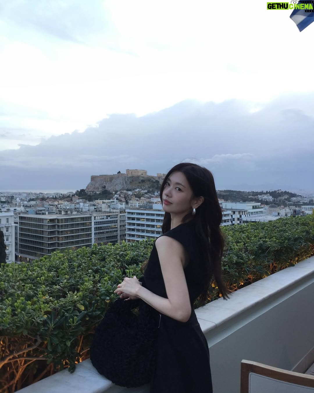 Jung So-min - 1.3 Million Likes - 🌹