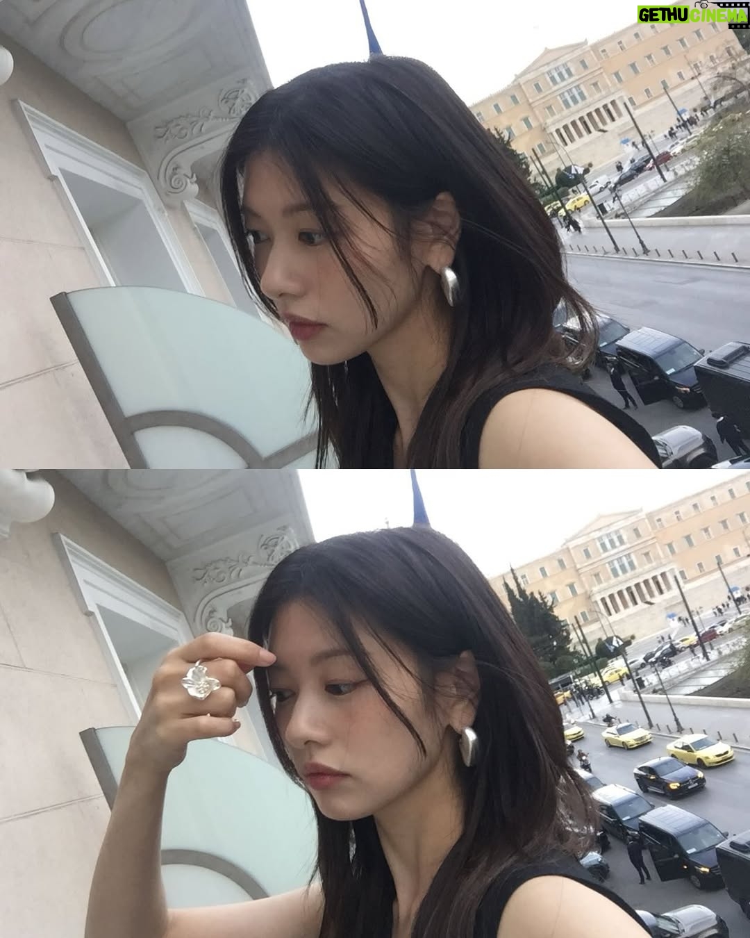 Jung So-min - 1.3 Million Likes - 🌹