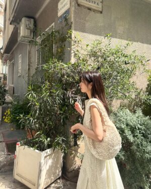 Jung So-min Instagram - 🌹