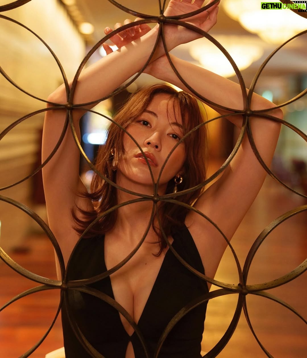 Jurina Matsui - 22.4K Likes - 改めまして…松井珠理奈10年ぶりの写真集を宝島社さんより発売していただけることになりました❤️大反響でびっくりしてます‼️
1st発売からちょうど10年の9月9日に発売になるので、記念の2nd写真集になります✨
20代ラスト‼️もしかしたら最後の写真集になるかもと思い撮影しました🥹そんな大切な一冊です🫶🏻
素敵なチームで大好きな地元で作品作りができて幸せでした🙌🏻表紙も早くみんなに見てもらいたいなぁ🤫💋

#松井珠理奈
#写真集
#グラビア
#水着
#sexy
