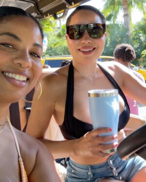 Jurnee Smollett Instagram - Thank you all for the lovely birthday messages. I feel so loved! Thanks to @airbnb, my family and I finally made it out of the group chat and celebrated in Cabo, making unforgettable memories! They treated us to a stunning home and delicious private Chef Service for my bday dinner. 

We shared a lot of firsts as a family: 
-First time driving a golf cart ✔️
-First time trying rattlesnake tequila (with my mom) ...she was not a fan ✔️
-First time doing shots with my mother (she hated it🤪) ✔️
-First time going to the beach with my mother as adult ✔️( she hates sand and doesn’t swim haha but enjoyed herself this time)
