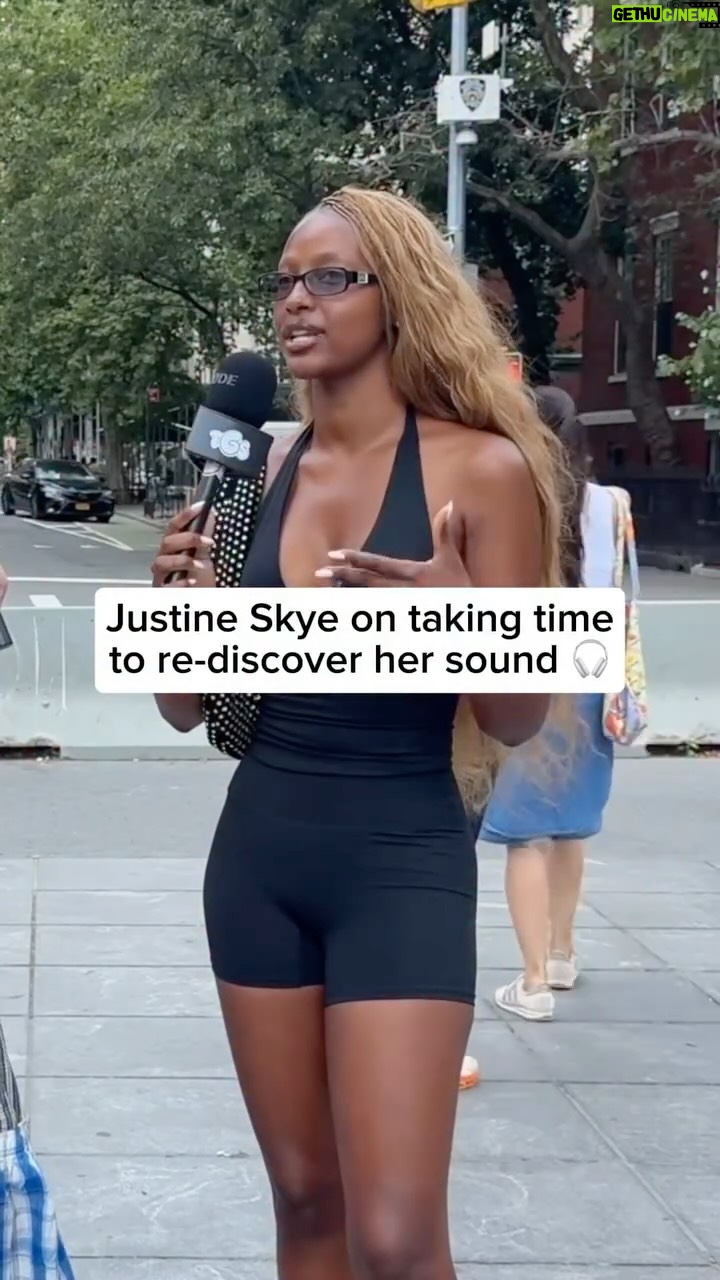 Justine Skye - 5.1K Likes - @justineskye shares about taking time to re-discover her sound & the type of music she really wants to make 💿☁️

#justineskye #thatgoodsht