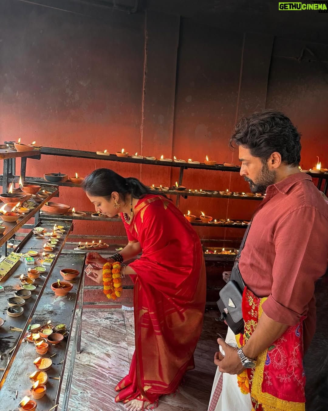 Jyothika - 4 Million Likes - Blessed to have visited the sacred Shakti peethas of Kolhapur Mahalakshmi and Kamakhya during the auspicious new year !
Starting my next film… I thank you for your love and blessings always.🙏😇