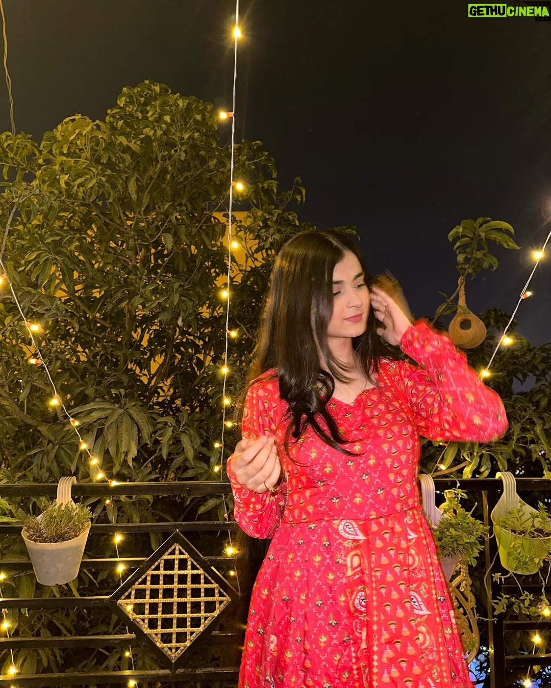 Kairavi Dayal - 16.1K Likes - Last picture is the cherry on the cake 🤝🏻