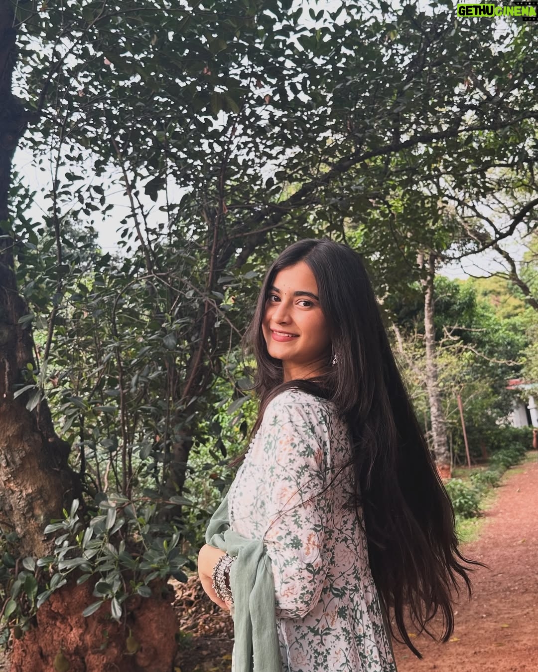 Kairavi Dayal - 17.4K Likes - 🌻📒✨💛🎗️

#explorepage #explore