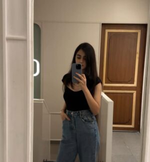 Kairavi Dayal Instagram - 🌻🌥️