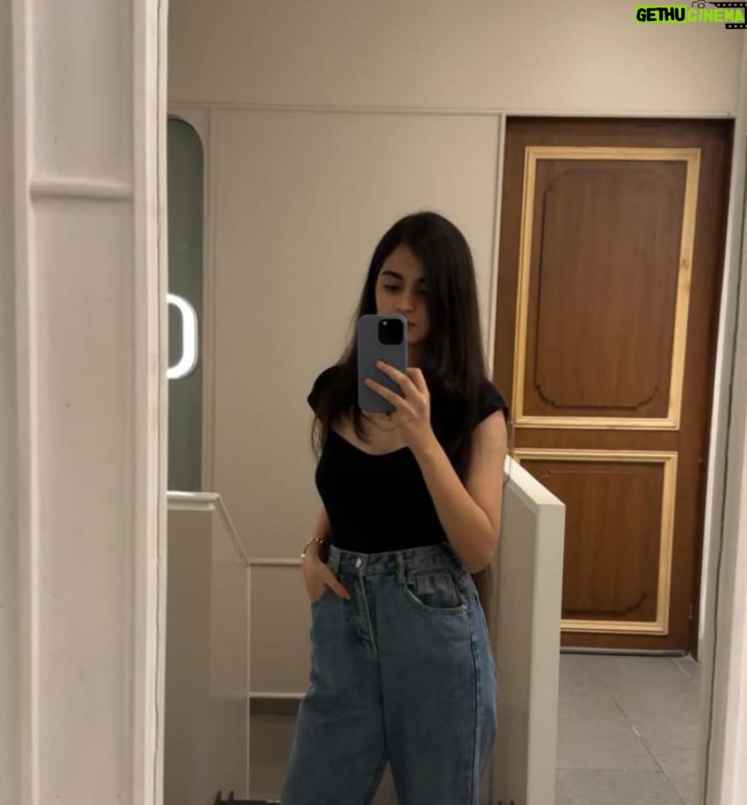 Kairavi Dayal - 11.5K Likes - 🌻🌥️