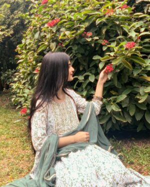 Kairavi Dayal Instagram - 🌻📒✨💛🎗️
#explorepage #explore