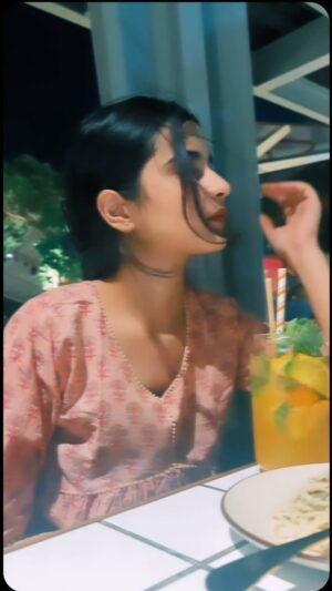 Kairavi Dayal Instagram -
