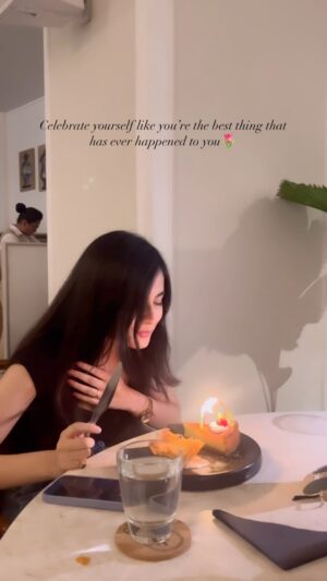 Kairavi Dayal Instagram - 🩷