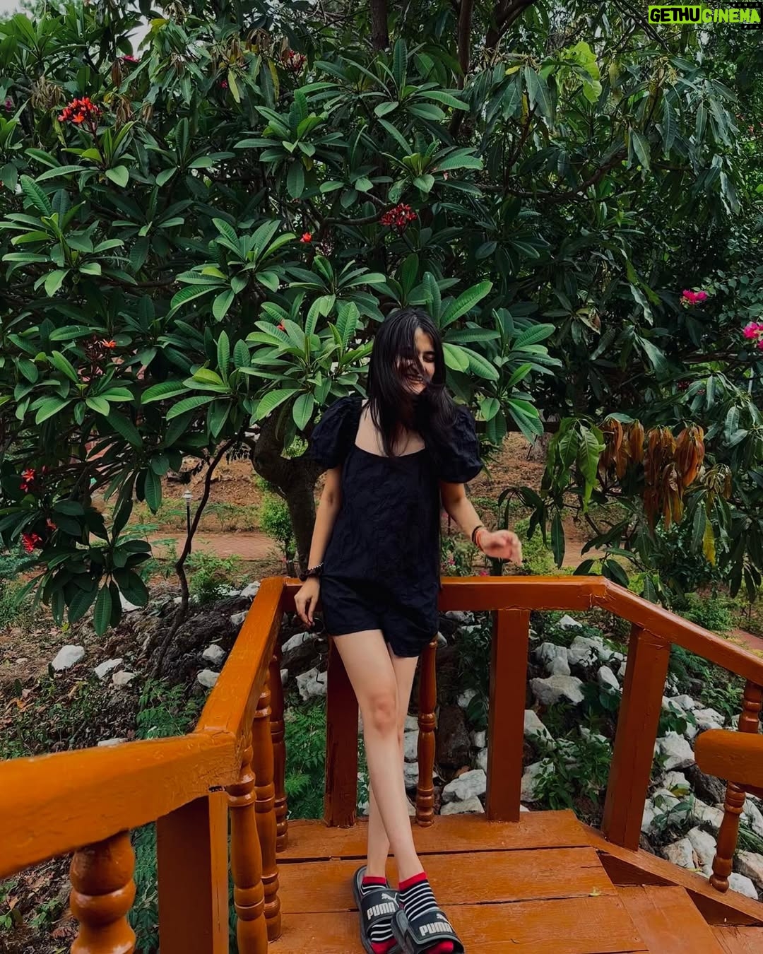 Kairavi Dayal - 14.7K Likes - Slippers twice my size? Yessir.