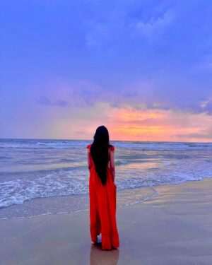 Kairavi Dayal Instagram - 📩🤍👼🏻

👗 - @newme.asia 

@newmeogs #newmeogs