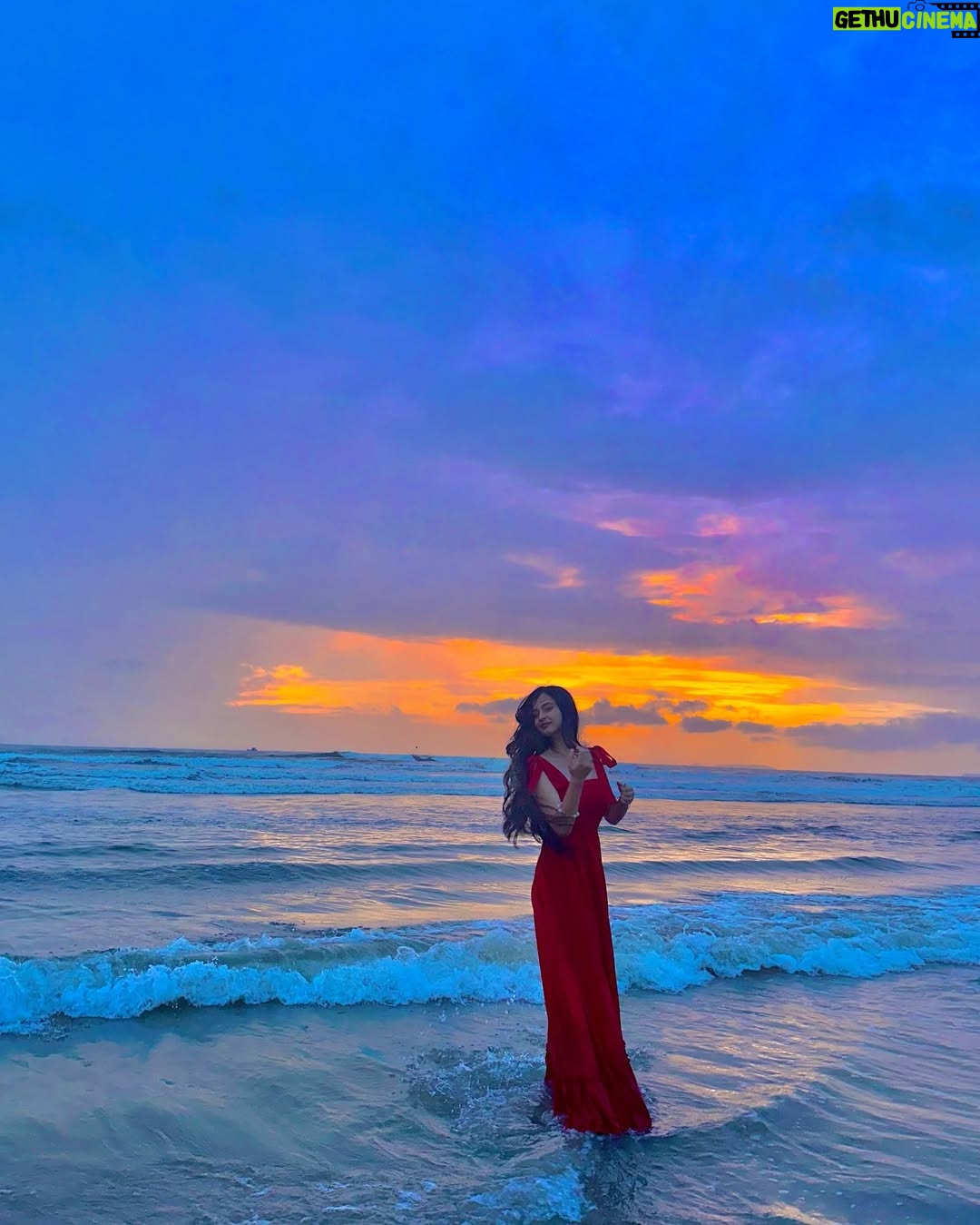 Kairavi Dayal - 9.5K Likes - 📩🤍👼🏻

👗 - @newme.asia 

@newmeogs #newmeogs