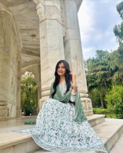 Kairavi Dayal Most Liked Photos and Posts