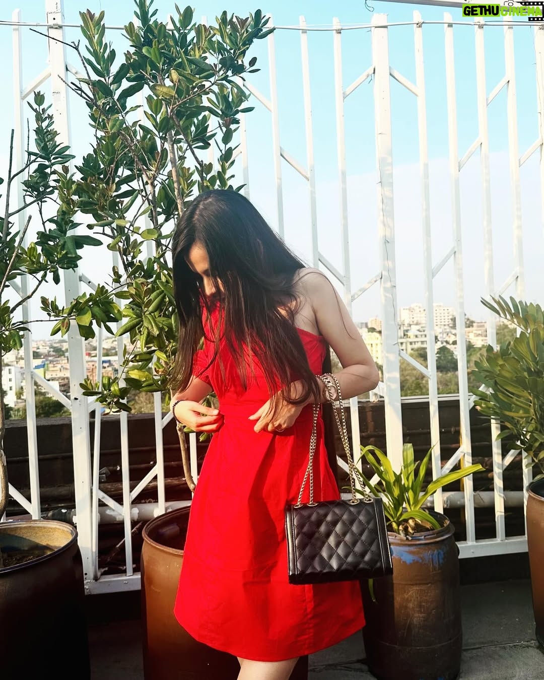 Kairavi Dayal - 10.8K Likes - The only red flag you need ;)