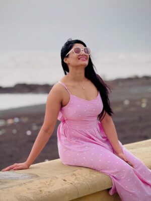 Kajal Gouswami Instagram - Aa shiddat banalu tuje 🥹💗