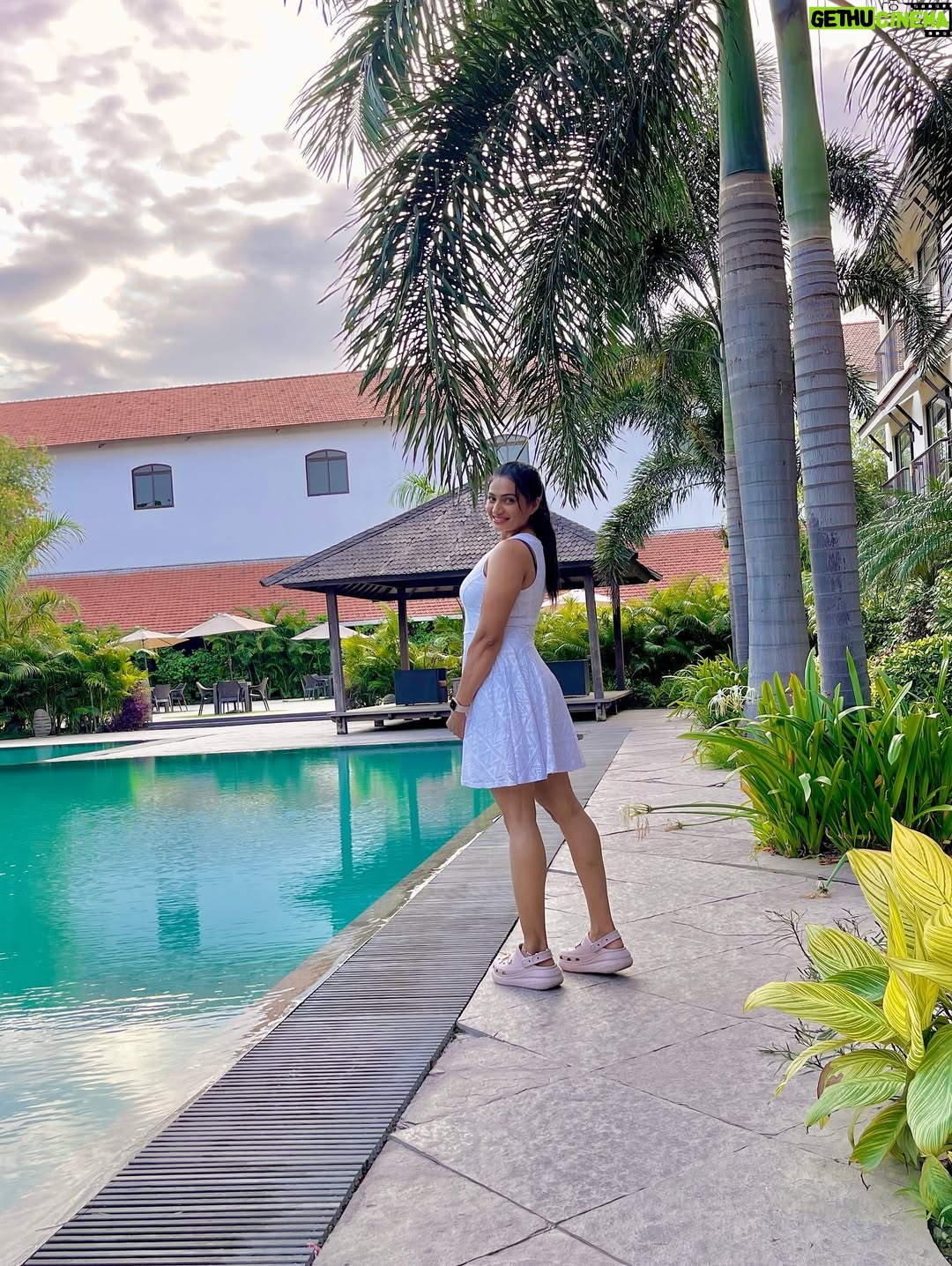 Kajal Gouswami - 768 Likes - Hotter than summer 😉 cooler than the pool 🫰🏻