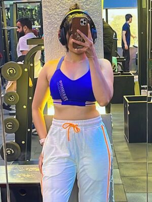 Kajal Gouswami Instagram - 💙🤍💙