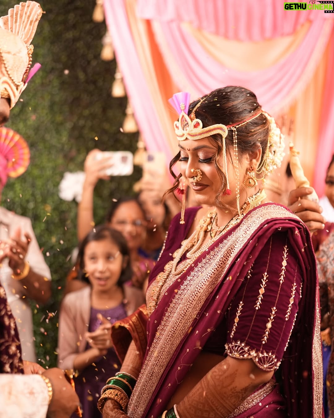 Kajalvp - 15.3K Likes - Happy 1st wedding anniversary to us 💕
You make a year feel like day ❤️
