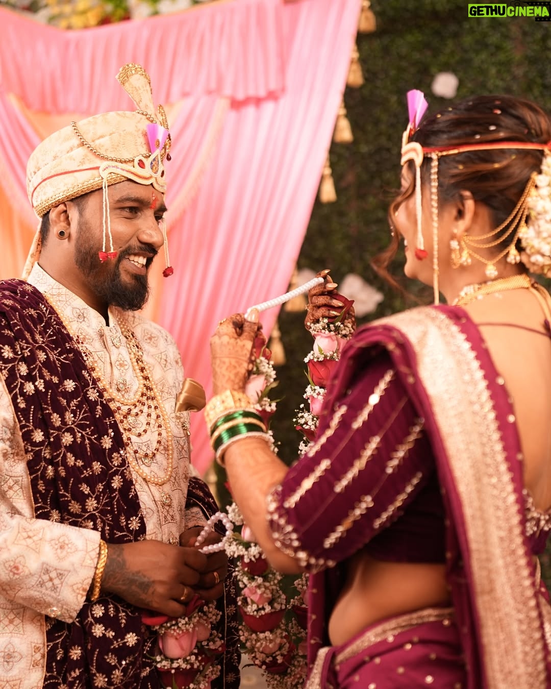 Kajalvp - 15.3K Likes - Happy 1st wedding anniversary to us 💕
You make a year feel like day ❤️
