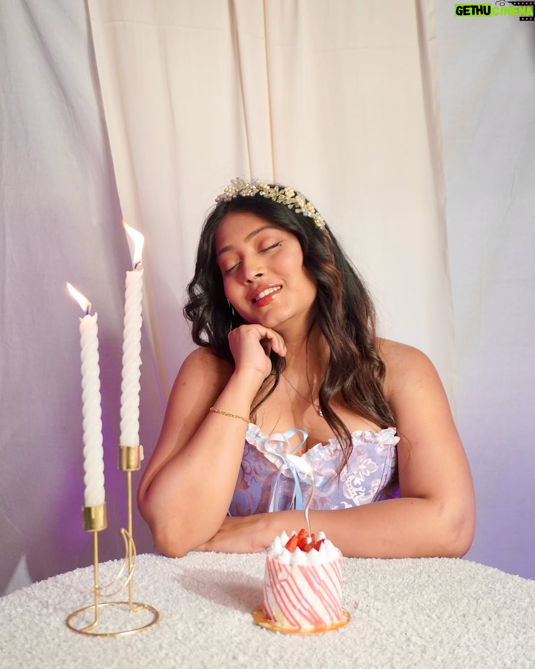 Kajalvp - 4.3K Likes - Birthday month behavior 🧁