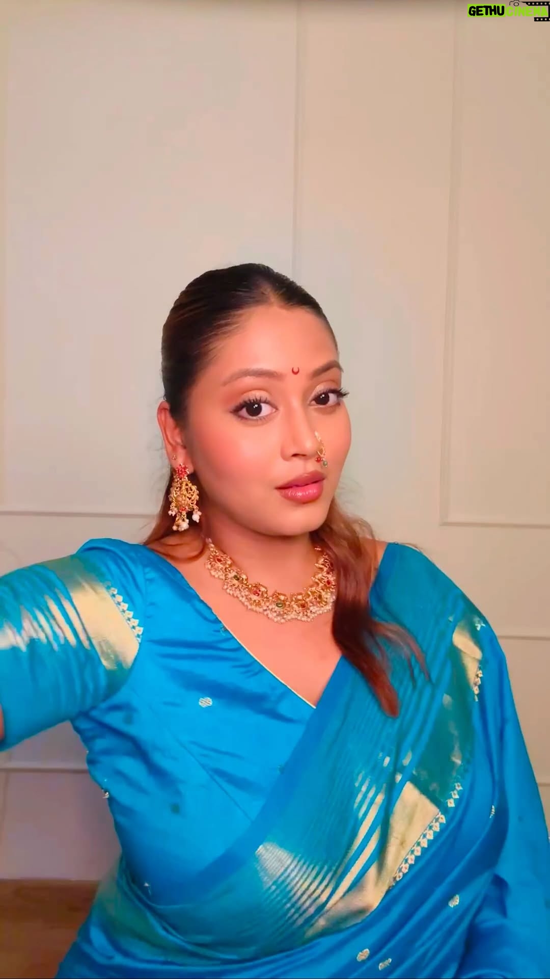 Kajalvp - 4.8K Likes - Serving glam… with a dash of मराठी sass 

Products used 
Concealer @maybelline_ind age rewind eraser shade caramel & @benefitindia boing shade loves it 
Foundation @charlottetilbury shade warm chaud 
Loose powder @maybelline_ind fit me shade 25
Eye shadow @reachedmars Mumbai & @hudabeauty nude 
Blush @reachedmars  coral sorbet 
Contour @nudestix 
Lip liner @kaybykatrina fame 
Lipstick @nykaacosmetics chai 
Lip gloss @maybelline_ind  topez