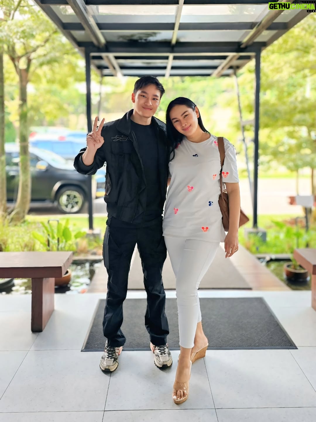 Kalina Ocktaranny - 131.5K Likes - Mom and Son 🥰