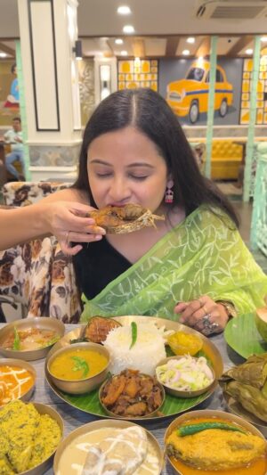 Kamalika Dey Instagram - Ilish Utsav šš
We tried Daab Ilish, Kochupata die ilish bhapa, Ilish quorma, sorshe ilish.
New market kasturi 8334922221
Doverlane kasturi
8334922227
Ballygunge kasturi
833492222
Asansol kasturi
8293373543
Jessore road kasturi
8334922224
Behala kasturi
7439672205
Chinarpark kasturi
8389873583
Barasat kasturi
9748990711
Barrackpore kaasturi
6290219862
Sodepur kasturi
7439959258
Garia kasturi
8910476385
Hatibagan kasturi
8240831627
Siliguri kasturi
8584048860