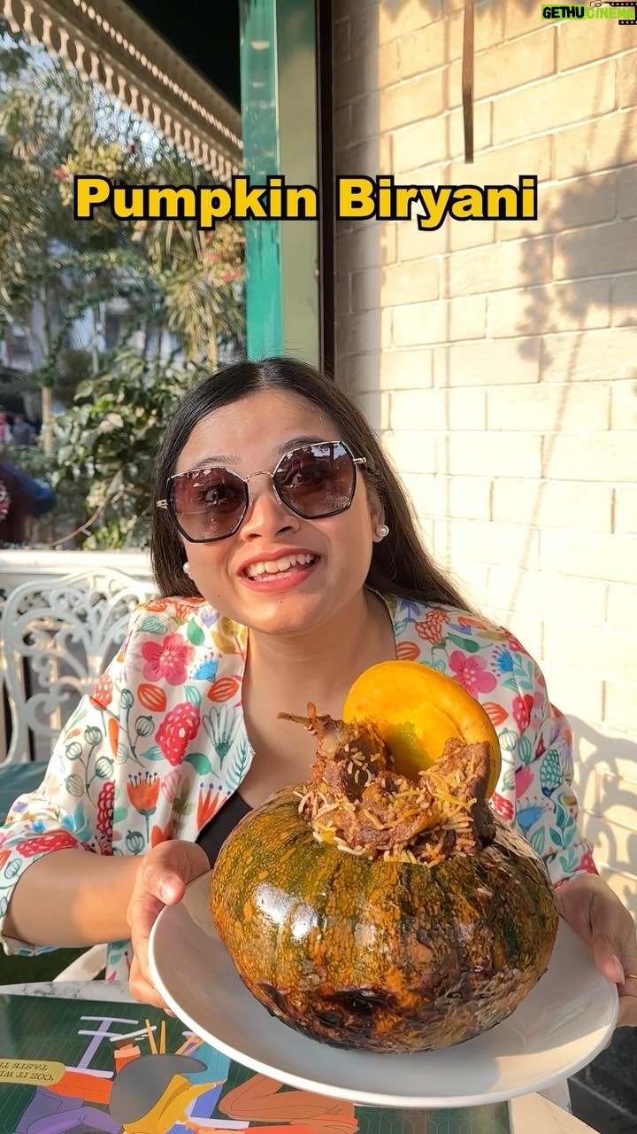 Kamalika Dey - 31.5K Likes - Pumpkin Biryani k k khete chao? Tag your friends 😍🤪
Location: @bonnefemmekolkata ,Gariahat, Kolkata 

Viral and Unique Biryani of Kolkata.

#viral #viralreels #reelitfeelit #biriyani #mutton #biryani
