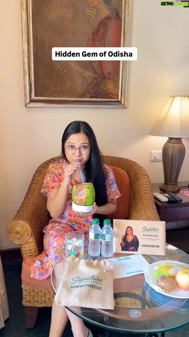 Kamalika Dey - 17.2K Likes - Kolkata theke Vande Bharat kore gelam Odisha r akta offbeat place e 😍 
Location: Astaranga, Odisha
#signaturepackageddrinkingwater #onewithnature
