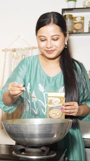 Kamalika Dey Instagram - Mutton tao abar Veg? š±
Ajke gach patha, mane Echor er dalna recipe tomader sathe share korbo. Jeta khele tomra mutton vebe guliye felte paro.
š„ Catch Ka Garam Masala nahi toh khana thanda!ā¤ļø Kyunki khana sirf khana nahi hota⦠zindagi mein swaad lana bhi hota hai. @catch_foods
#KyunkiKhanaSirfKhanaNahiHota #CatchFoods #CatchGaramMasala #GaramMasala