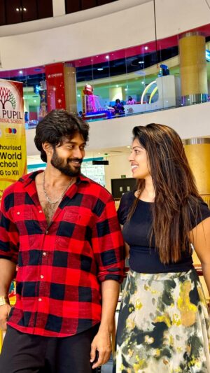 Kamarudin K Instagram - Rocket Raja x Shwetha 😂♥️
#mahanadhiserial #siragadikkaaasai #vijaytelevision #vijaytv #actors #kumaran #kollywood #malluwood
