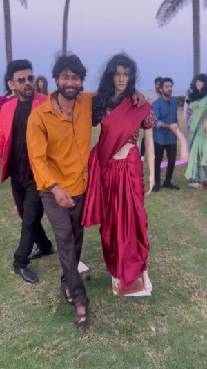 Kamarudin K Instagram - Rehearsal seivathu thavara macha @anchor_azhar 😜
#mahanadhi #vijaytelevision #kumaran #tamilcinema #actor #kollywood #mallugram #malluwood