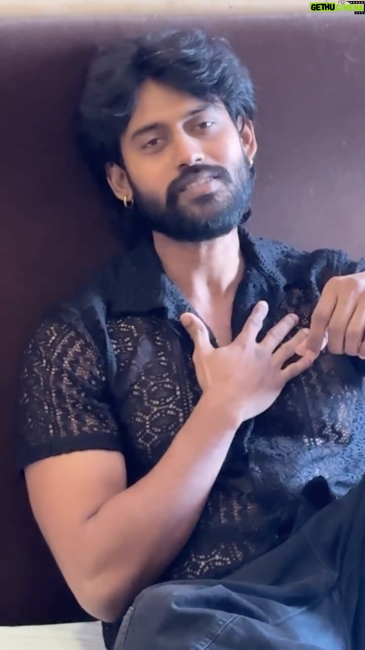 Kamarudin K - 28.3K Likes - Azhagooril Poothavale 🖤🥰😘
