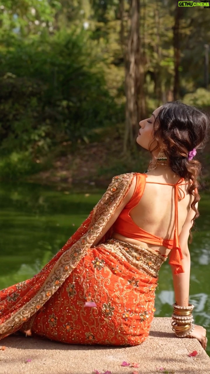 Kamya Vasa - 8.3K Likes - उन पे वो आना दिल का..🪷
.
📹- @craftingpixelsjp 
MUA- @nehallmakwana 
.
.
.
.

.
.
.
.
.
.
.
.
.
.
.
.
.
.
.
.
.
.
.
.
.
.
.
.
.
#reels #reelsinstagram #instagram #explore #explorepage #traditional #ethnic #outfits #foryou #fyp #instagood #foryoupage #lotsoflove #blessed