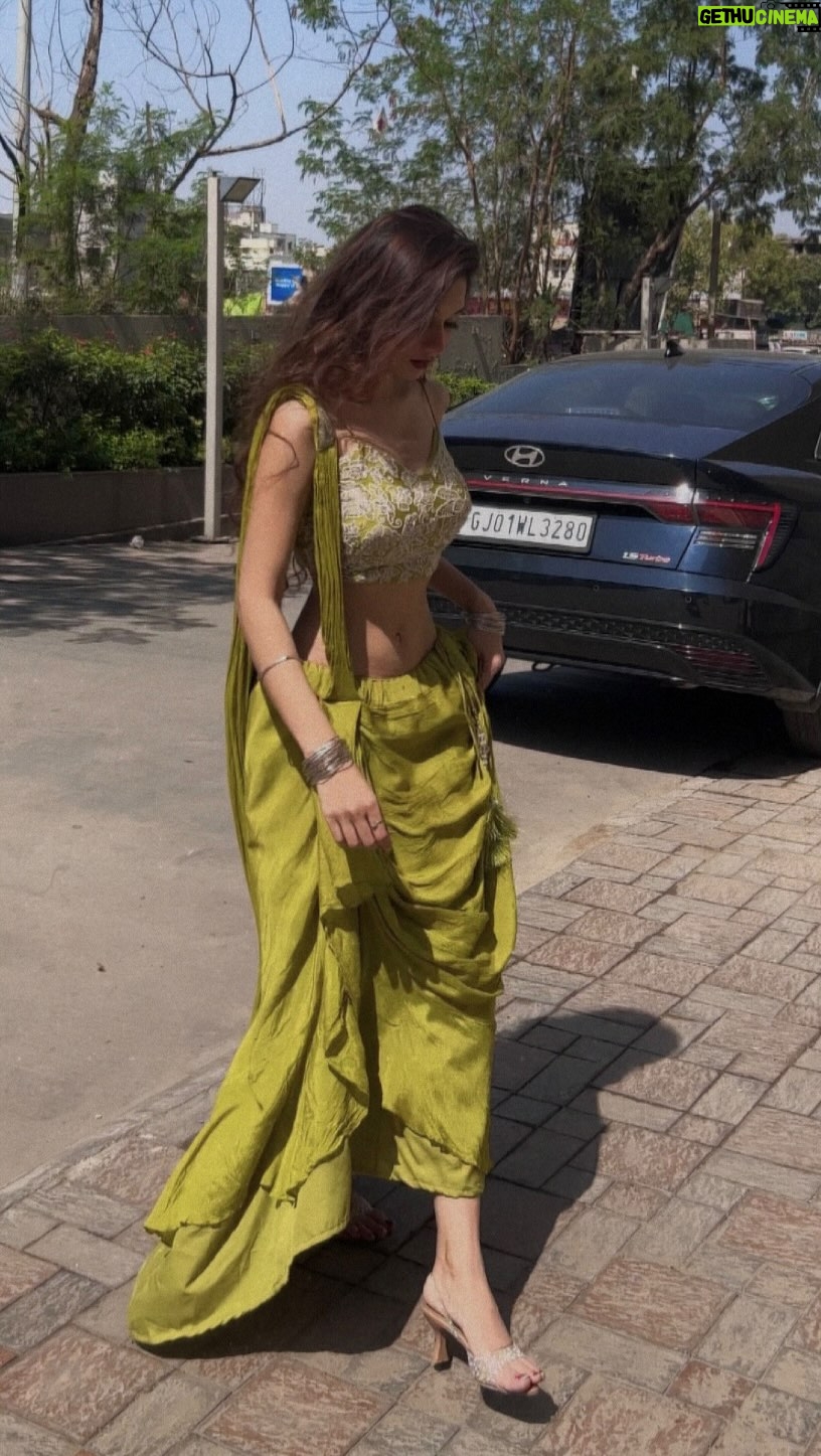 Kamya Vasa - 14.9K Likes - दिल को..tumse प्यार hua❤️

.
.
.
.
.
.
.
.
.
.
.
.
.
.
.
.
.

.
.
.
.
.
.
.
.
.
.
.
.
.
.
.
.
.
.
.
.
.

.
.
.
.
#reels #reelsinstagram #instagram #outfit #traditional #ethnic #weddings #fit #ethnicwear #explore #explorepage #foryou #fyp #rhtdm #song #lotsoflove #blessed