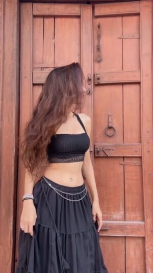 Kamya Vasa Instagram - सफ़र खूबसूरत है..🥀
.
.
.
.
.
.
.
.
.
.
.
.
.
.
.
.
.
.
.
.
.
.
.
.
.
.
.
.
.
.
.
.
.
.
.
.
.
.
.
.
.
.
.
.
.
.
.
.
.
.
.
.
.
.
.
.
.
.
.
.
.
.
.
.
.
.
.
.
.
.
.
.
.
.
.
.
#reels #reelsinstagram #instagram #explore #explorepage #foryou #foryoupage #instagood #outfit #black #fyp #song #fits #lotsoflove #blessed