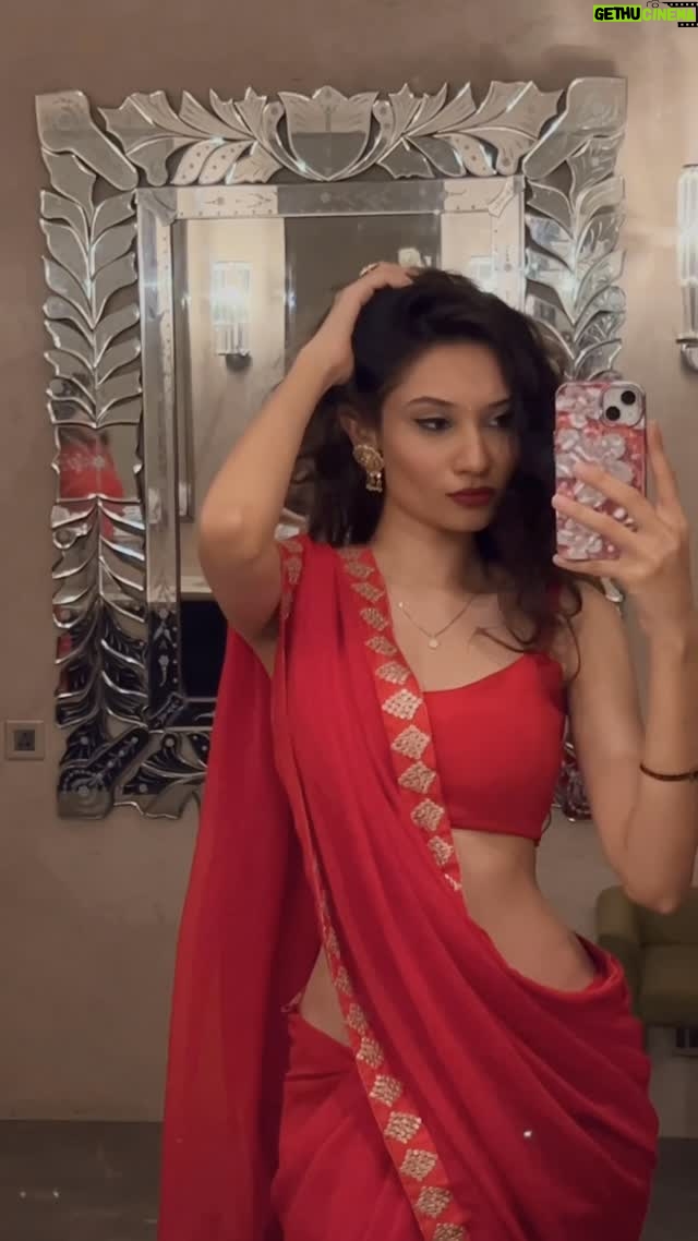 Kamya Vasa - 7.3K Likes - चुरा लिया है तुमने जो दिल को....❤️

.
.
.
.
.
.
.
.
.
.
.
.

.
.
.
.
.
.
.
.
.
.
.
.

.
.
.
.
.
.
.
.
.
.
.
.

#reels #reelsinstagram #instagram #explore #explorepage #foryou #fyp #instagood #traditonal #saree #red #oldsongs #song #lotsoflove #blessed