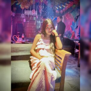 Kanak Gupta Instagram - Birthday glow ✨ @kanakgupta22 ❤️

#explore #photo #photoinstagram #reelitfeelit #instagood #insta #instaphoto #foryou #less #leesmore #foryou