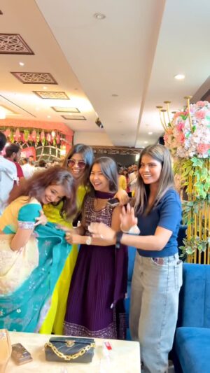 Kanchan Patwa Instagram - Harkate dekho kitni ashleel hai inki 😂🤣 @kanchan_patwa @kanchanpatwa2025