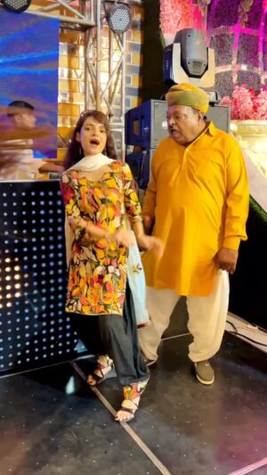 Kanchan Patwa Instagram - Arre jhandu uncle to khud hi mote hai 😂🤣❤️
@kanchan_patwa @kanchanpatwa2025