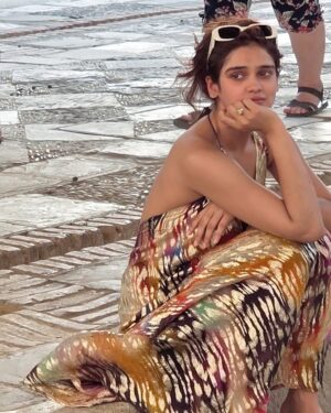 Kanchi Bhansali Instagram - summer dump ☀️