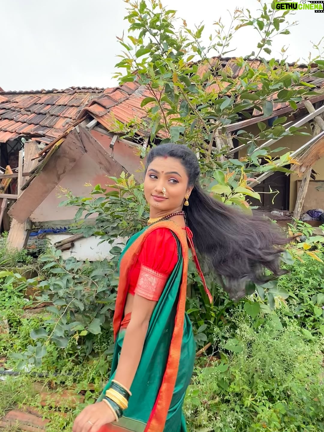 Kanchi Shinde - 2.7K Likes - Aaj cha rang hirva💚